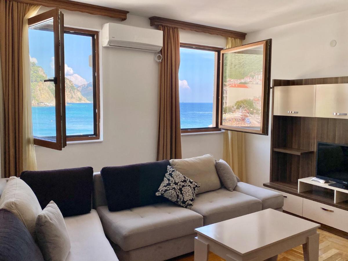 Apartments First Line Petrovac Zewnętrze zdjęcie
