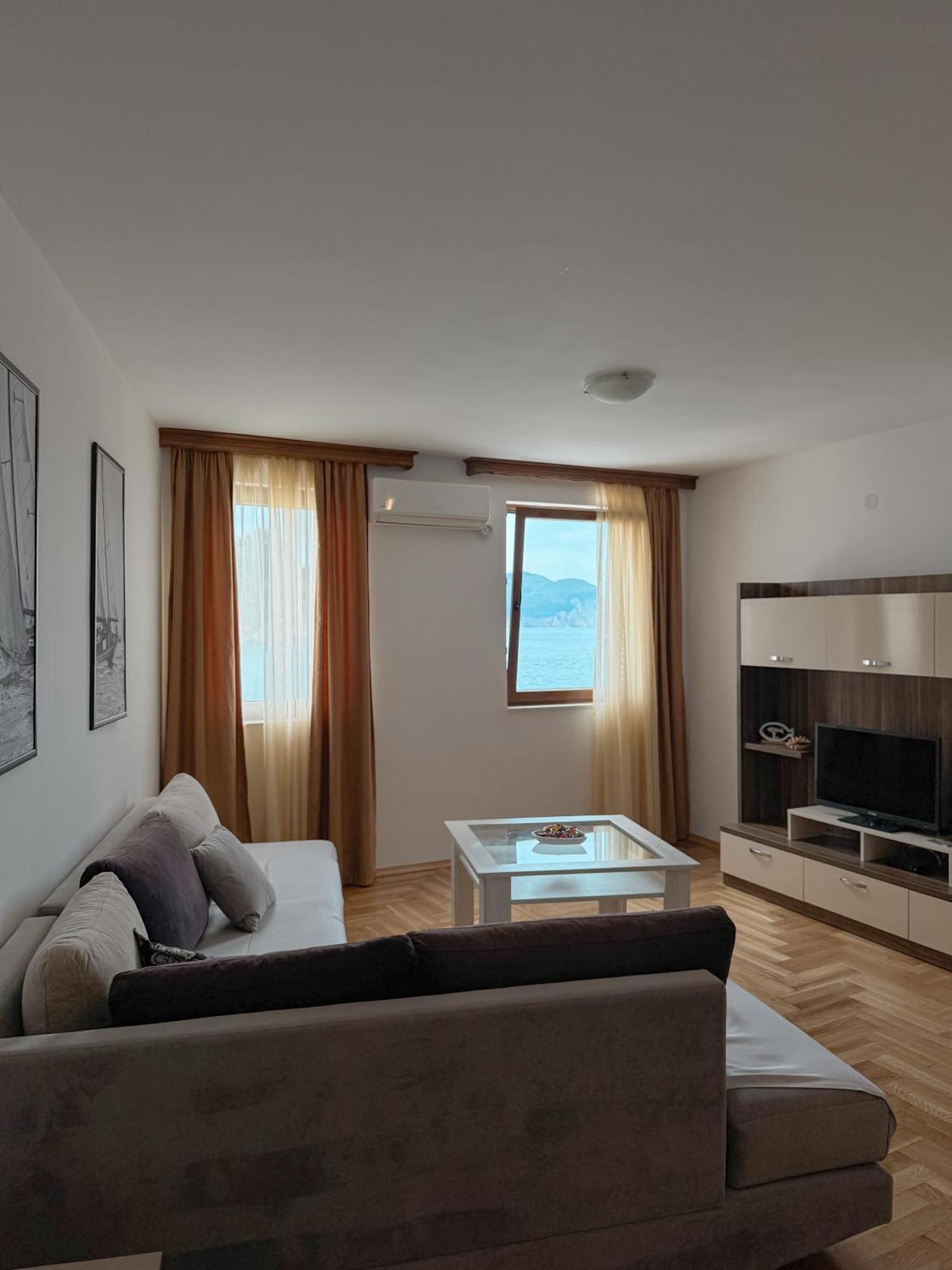 Apartments First Line Petrovac Zewnętrze zdjęcie