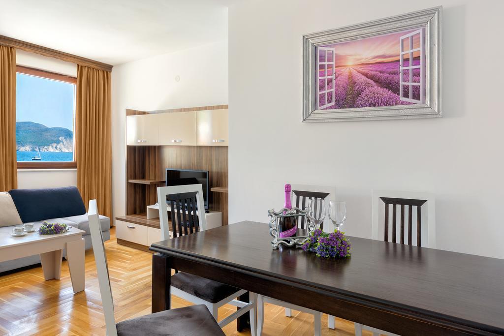 Apartments First Line Petrovac Zewnętrze zdjęcie
